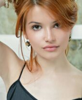 Rashida +971508644382